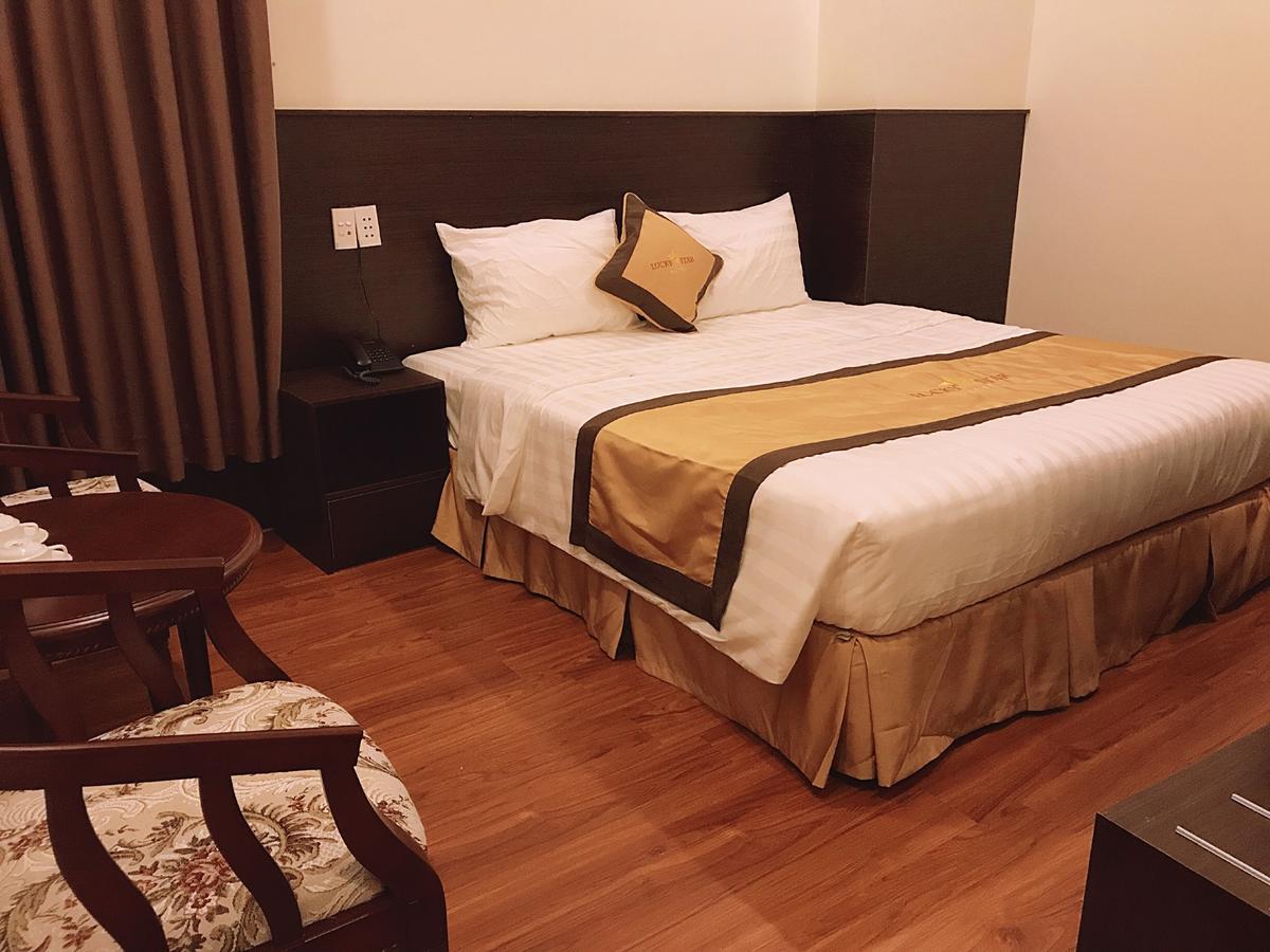 Lucky Star Hotel Буон Ма Туот Екстериор снимка